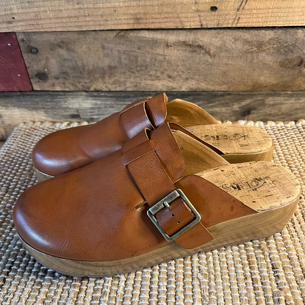 Korks By Kork-Ease Frankie Brown Clogs Size 10